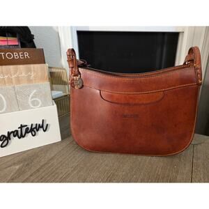 Dooney & Bourke - Vintage Beautiful Brown Cognac Leather All Season Shoulder Bag